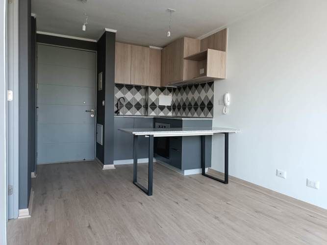 Chacabuco 1355 (1 Est )