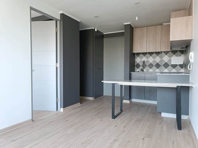 Chacabuco 1355 (1 Est )