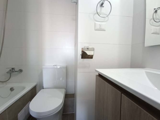 Chacabuco 1355 (1 Est )