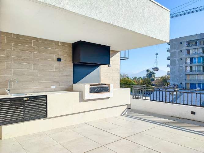 Chacabuco 1355 (1 Est )