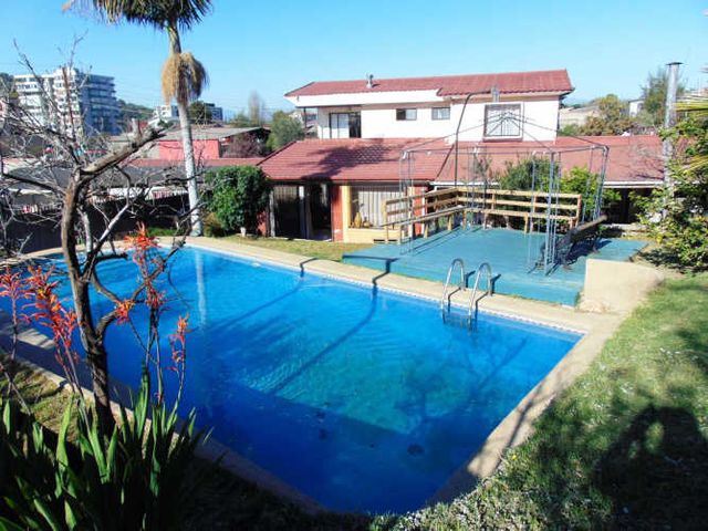 Vendo Casa 295 m2 Construidos, 5 Habitaciones, Quilpué