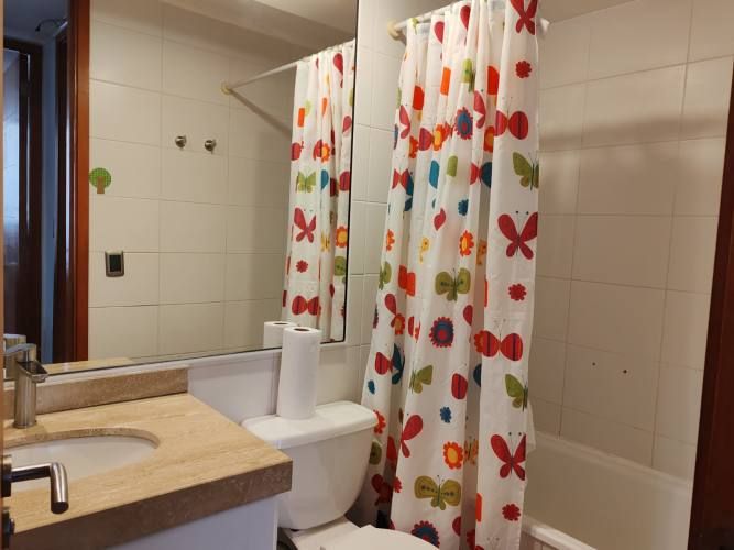 Se Vende Hermoso Departamento de 3 Dormitorios en Jardínes de Huayquique.