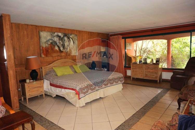 Casa en parcela, peñaflor