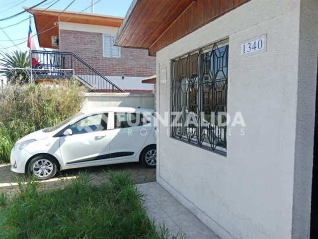 CASA Punta Arenas / Gerónimo de Alderete