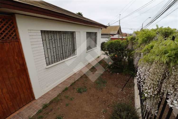 CASA Larrain Alcalde