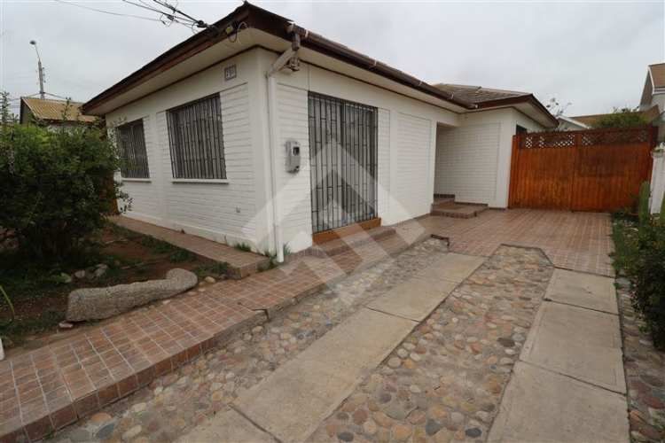 CASA Larrain Alcalde