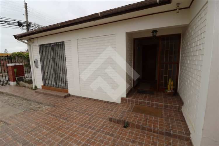 CASA Larrain Alcalde