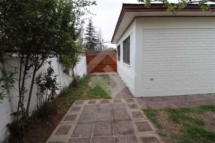 CASA Larrain Alcalde