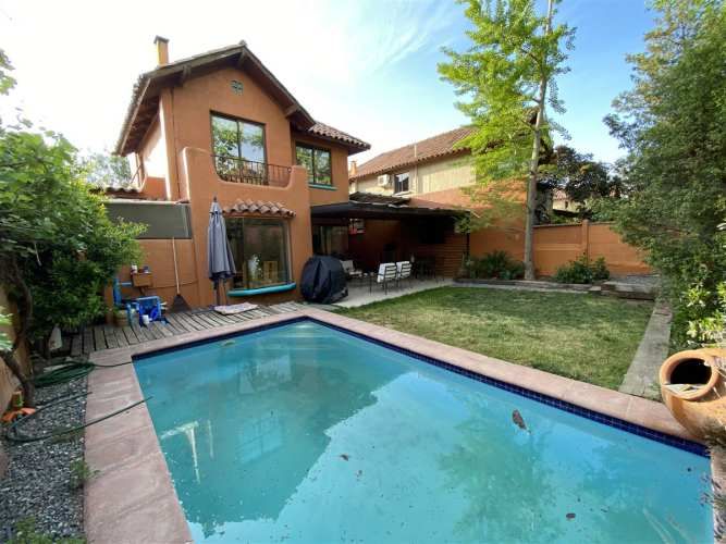 CASA Las Flores Poniente