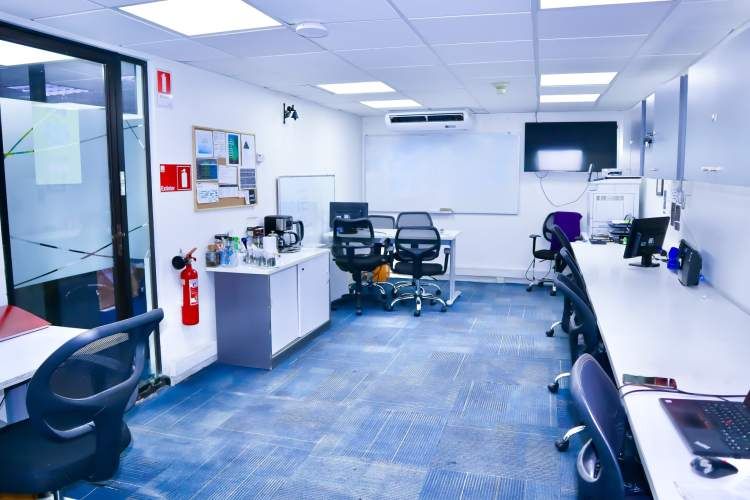 PROPIEDAD COMERCIAL / OFICINA / SIN COMISION TRATO DIRECTO