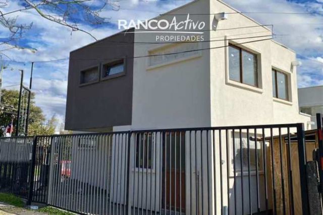 CASA Estación efe Pedro Medina