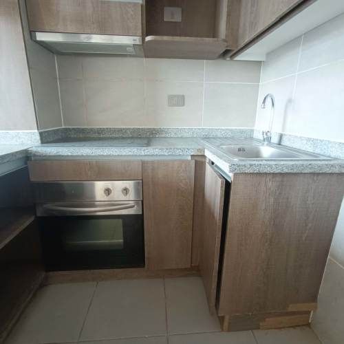 Cuarta Avenida 1350 [487-3]