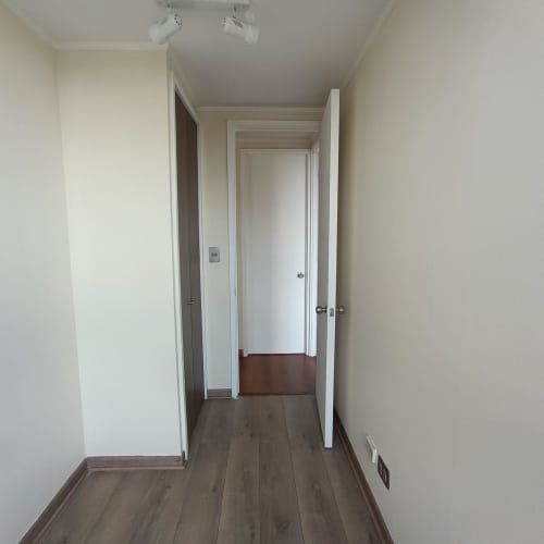 Cuarta Avenida 1350 [487-3]