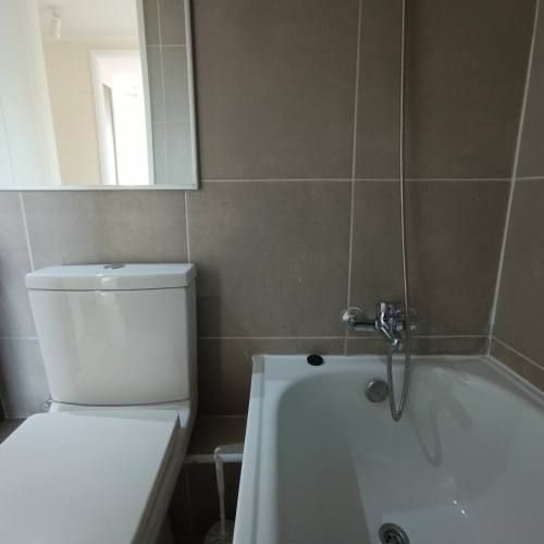 Cuarta Avenida 1350 [487-3]