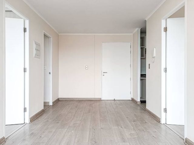 Av. El Parrón 103 11 [1076-3]