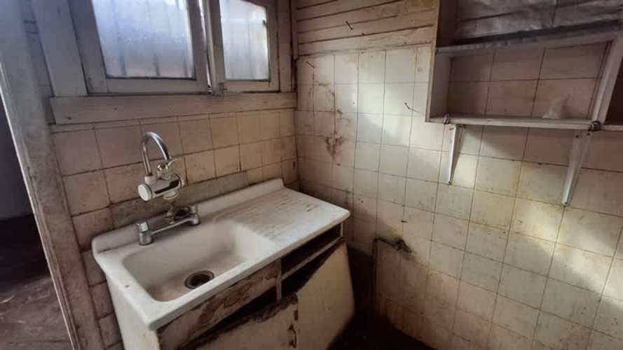 CASA En Venta Casa con Local Comercial. San Joaquín