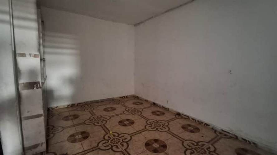 CASA En Venta Casa con Local Comercial. San Joaquín