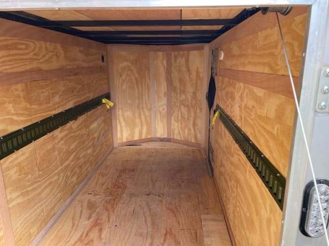 Carro Arrastre Cerrado Impor. Fábr. USA