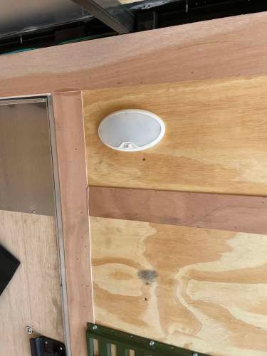 Carro Arrastre Cerrado Impor. Fábr. USA