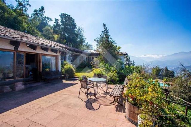 CASA Via Roja- Via Morada