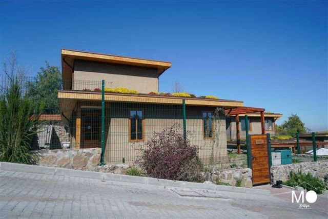 CASA Las Cortezas Poniente