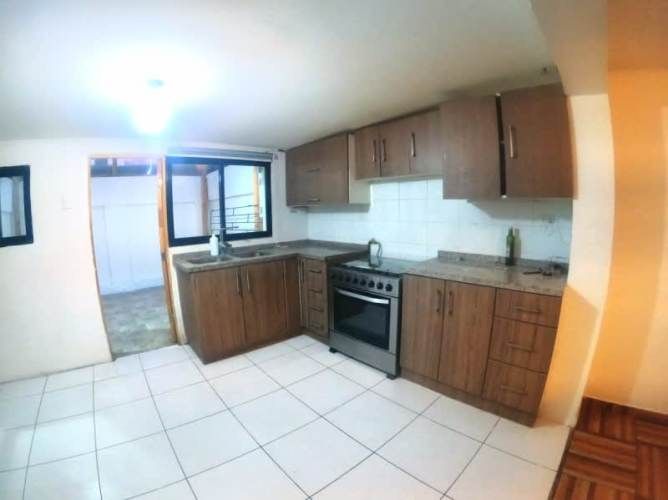 Casa CARLOS EDWARDS CON PASAJE E