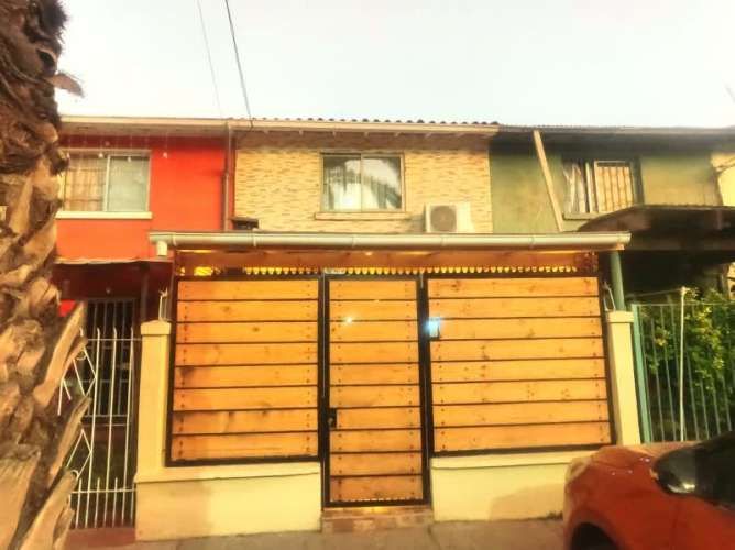 Casa CARLOS EDWARDS CON PASAJE E