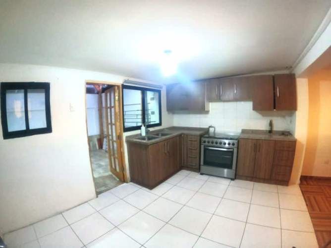 Casa CARLOS EDWARDS CON PASAJE E