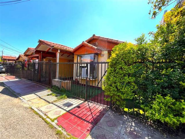 CASA Emilio Rosas 2171, Maipú