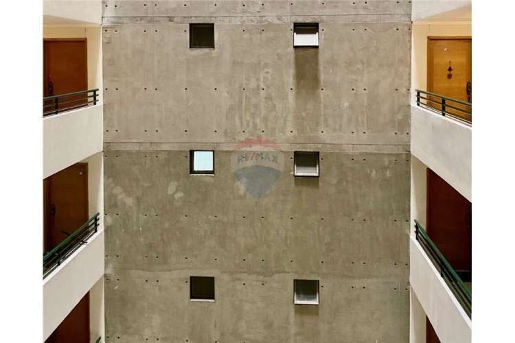 Solo a 2 cuadras metro llano subercaseaux!