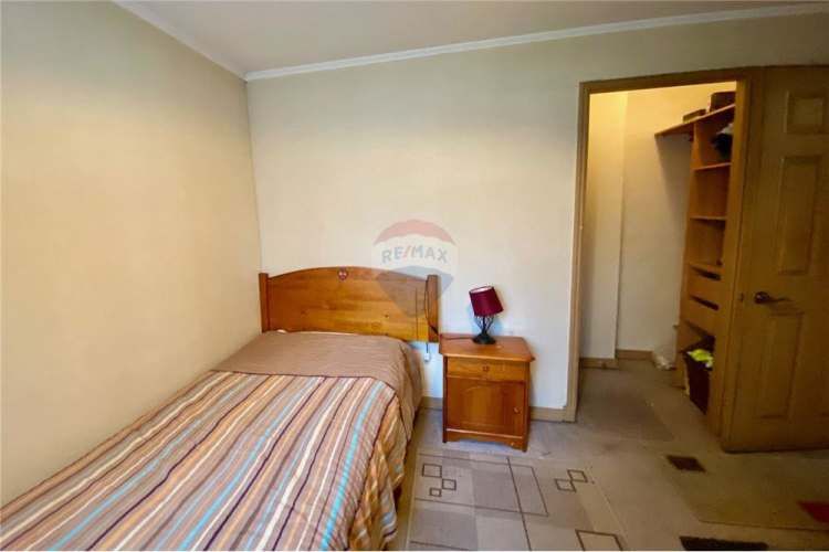 Solo a 2 cuadras metro llano subercaseaux!