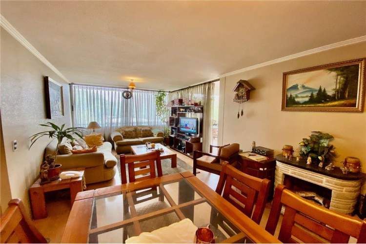 Solo a 2 cuadras metro llano subercaseaux!