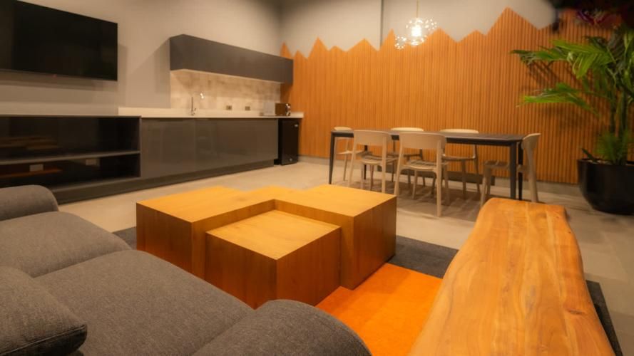 Home Inclusive Indep [3063-1]