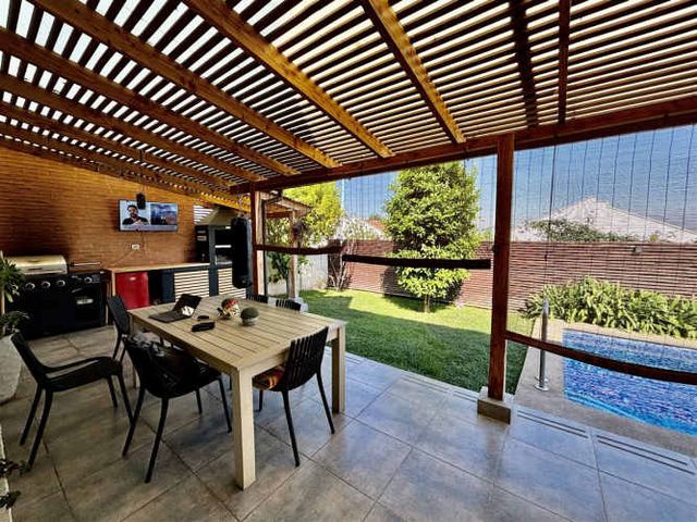 CASA Club de Campo Militar / Álvaro Casanova