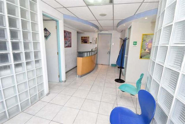 OFICINA Napoleón / El Golf