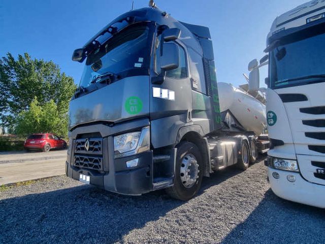 TRACTO CAMION RENAUL T 460 6X4 AÑO 2019