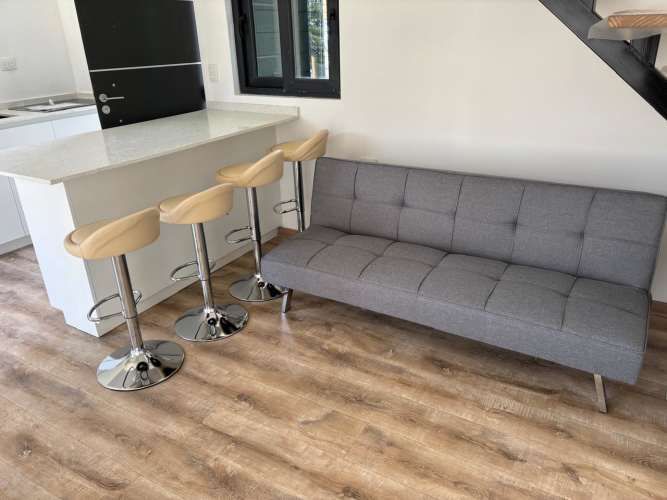 CASA NUEVA, SIN USO, EN MEJOR SECTOR DE COLIUMO, CASA POLI