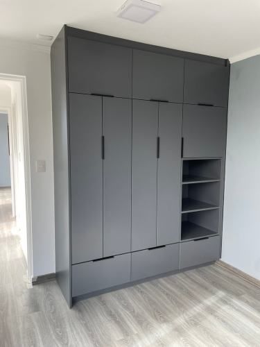 CASA NUEVA, SIN USO, EN MEJOR SECTOR DE COLIUMO, CASA POLI