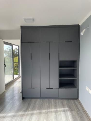 CASA NUEVA, SIN USO, EN MEJOR SECTOR DE COLIUMO, CASA POLI