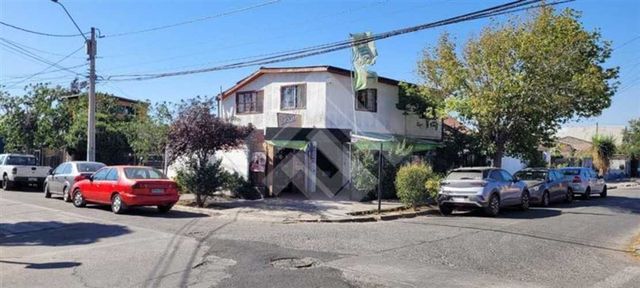 CASA Teresa Vial / Balakireff