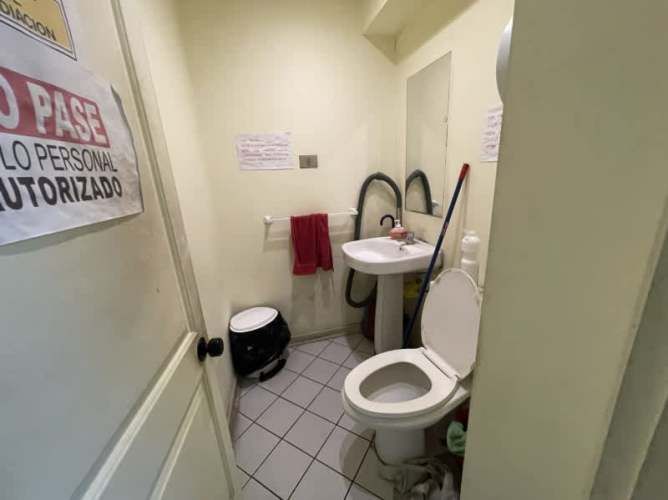 Local SE VENDE EDIFICIO EN CALLE URRIOLA