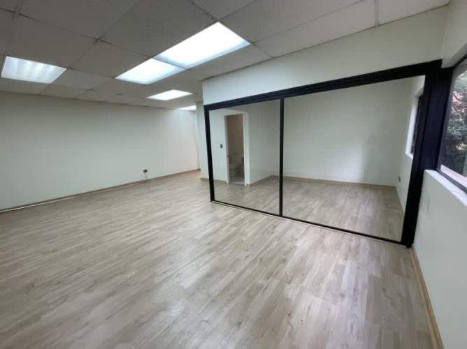 Local SE VENDE EDIFICIO EN CALLE URRIOLA