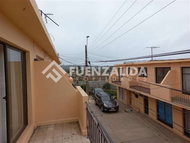 CASA Baquedano, Condominio Manutara