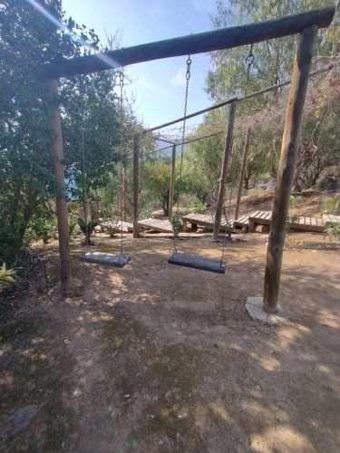 Por viaje vendo parcela Con Casa Amoblada, Piscina, 3d 2b Regularizada