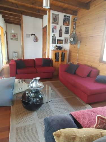 Por viaje vendo parcela Con Casa Amoblada, Piscina, 3d 2b Regularizada