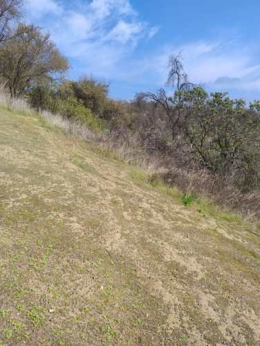 Por viaje vendo parcela Con Casa Amoblada, Piscina, 3d 2b Regularizada