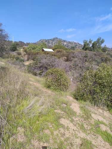 Por viaje vendo parcela Con Casa Amoblada, Piscina, 3d 2b Regularizada