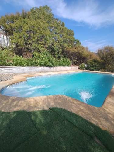 Por viaje vendo parcela Con Casa Amoblada, Piscina, 3d 2b Regularizada