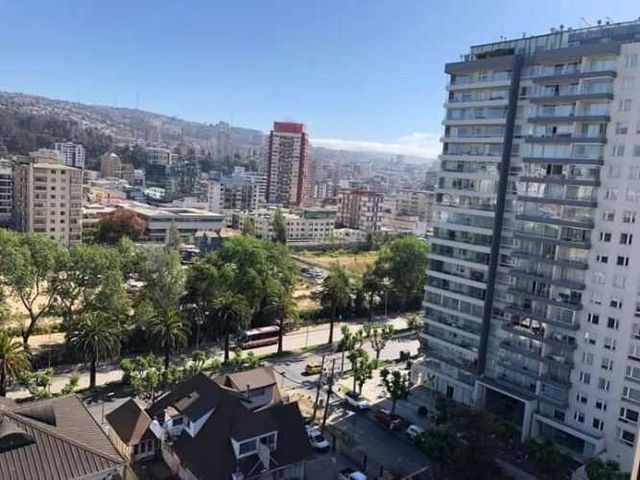 SE VENDE DEPARTAMENTO AMOBLADO EN EL CENTRO DE VIÑA DEL MAR  SECTOR PONIENTE