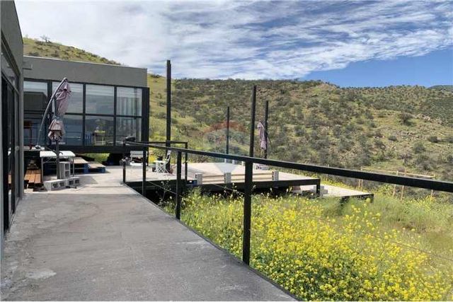 Arriendo casa hacienda chacabuco vistas seguridad